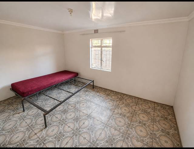 5 BEDROOM HOUSE FOR SALE IN VANDERBIJLPARK CW 6